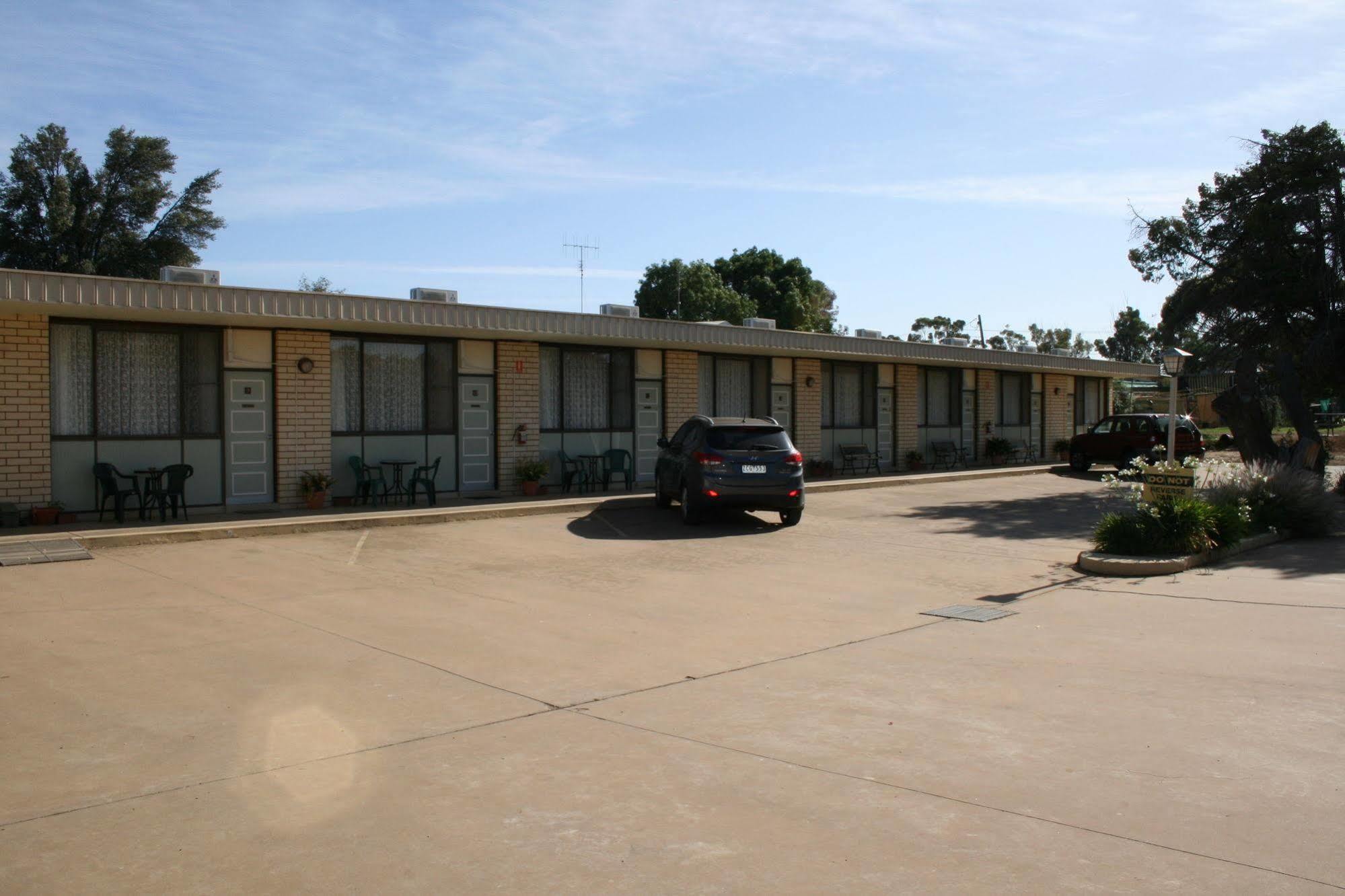 Mount Wycheproof Motor Inn Exteriör bild